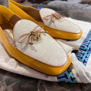 Tory Burch Tory Charm Two Tone Loafer New